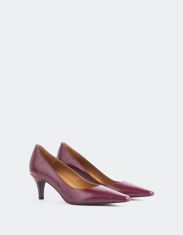Edzell Burgundy Leather