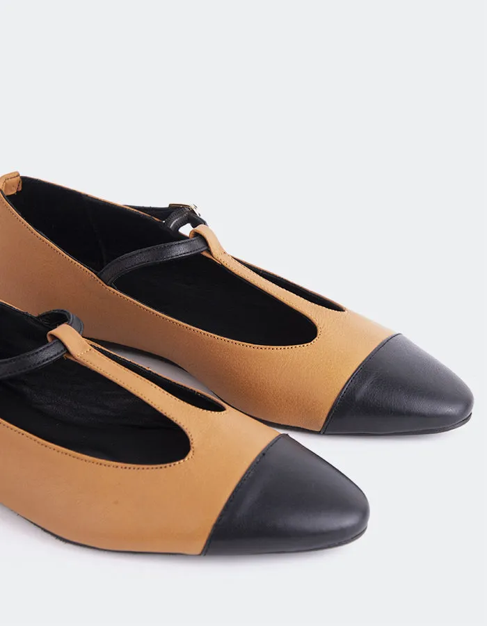 Elara Tan Black Leather