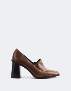 Gabiano Chestnut Leather