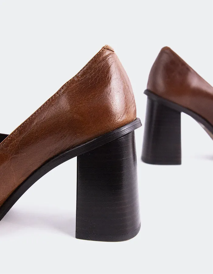 Gabiano Chestnut Leather