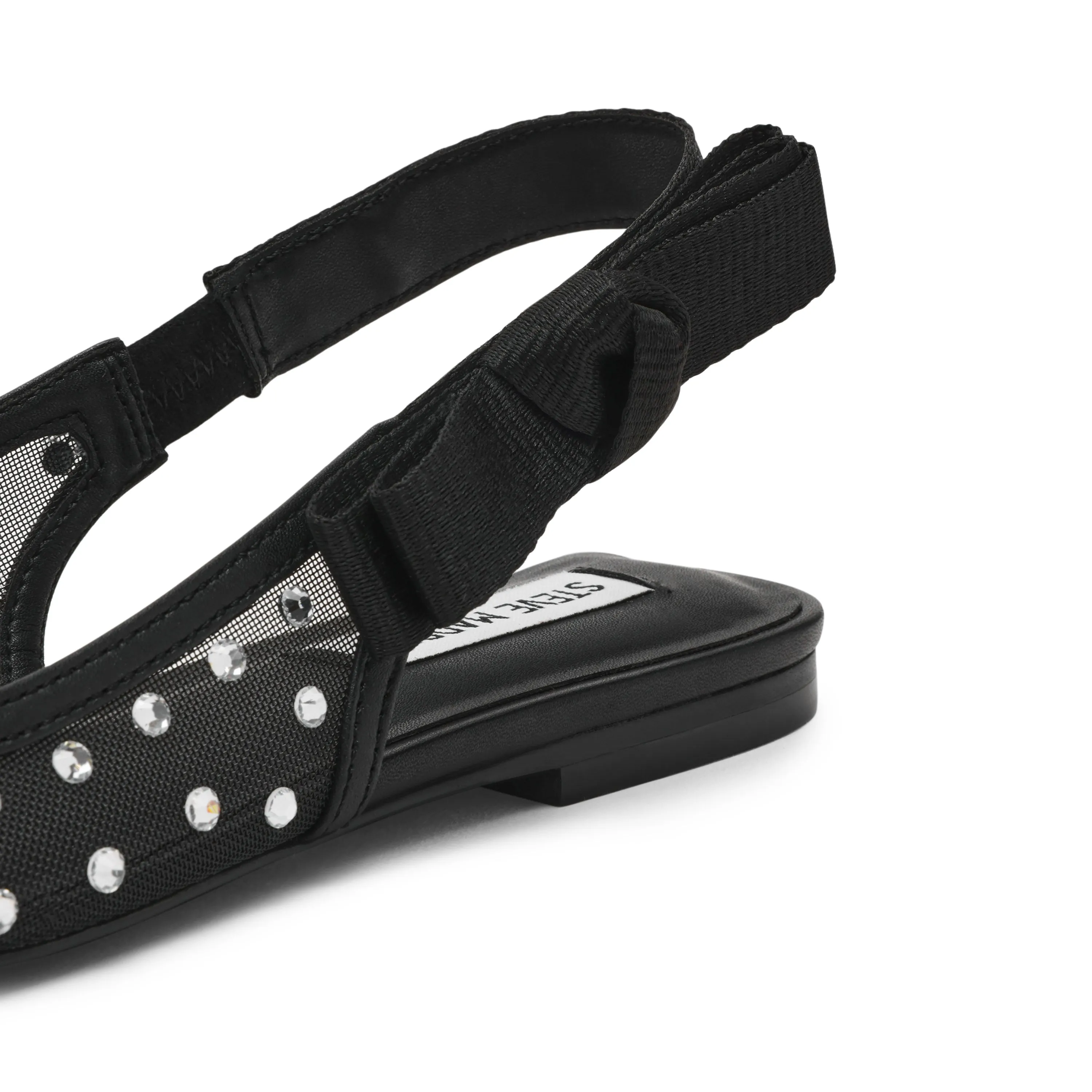 Olyvia-R Pump BLACK