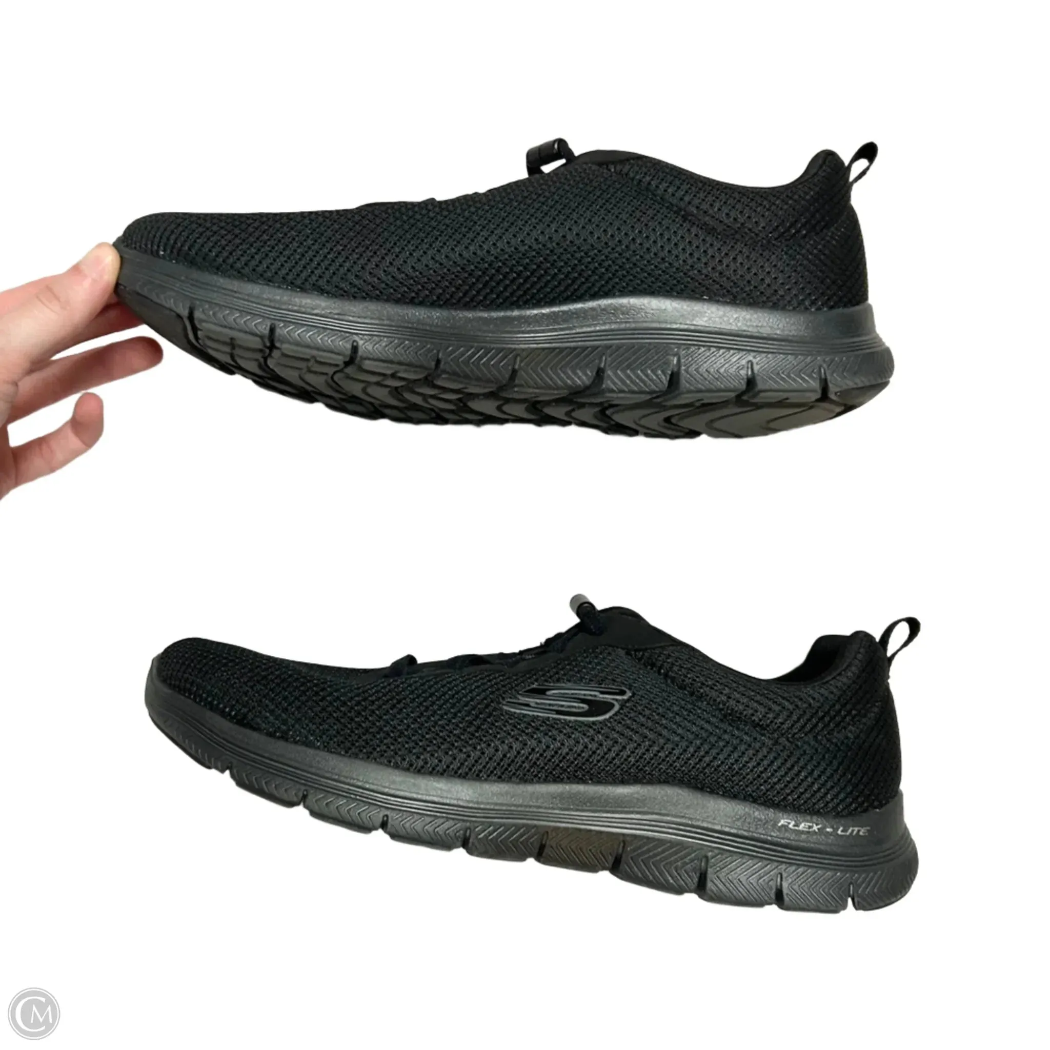 Shoes Athletic By Skechers In Black, Size: 9.5
